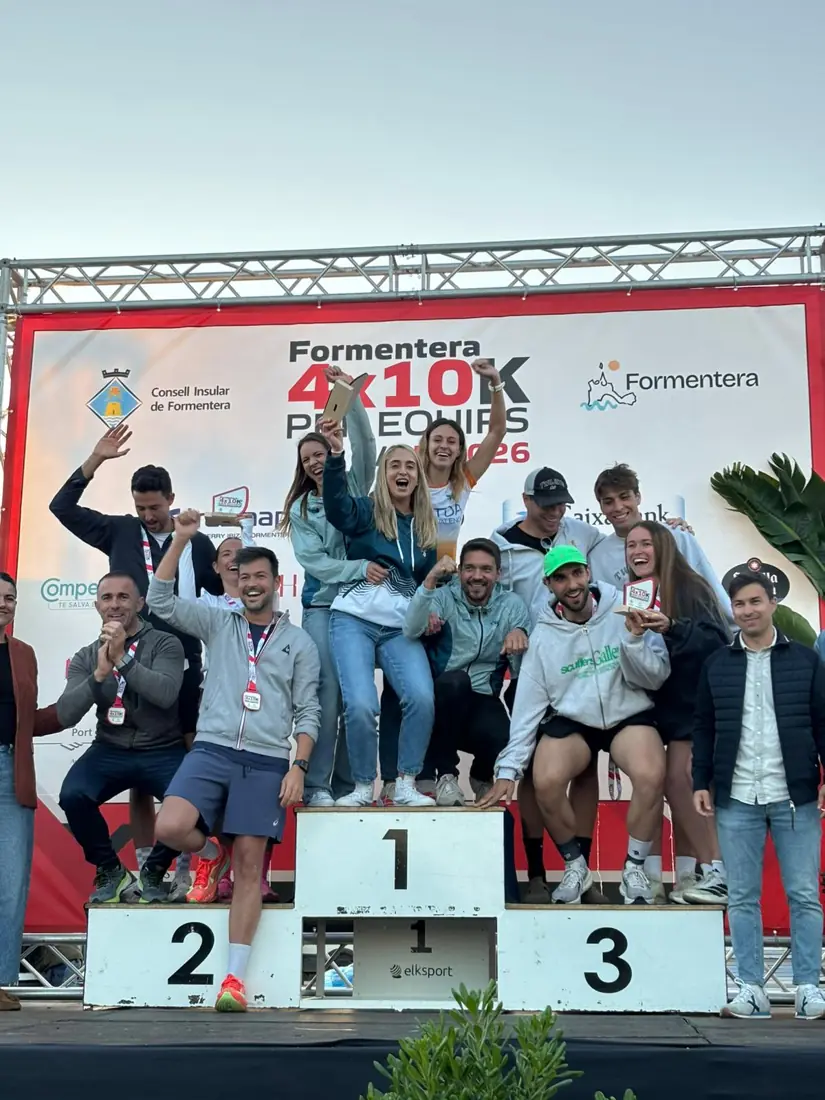 Podio del club en la Formentera 4x10K